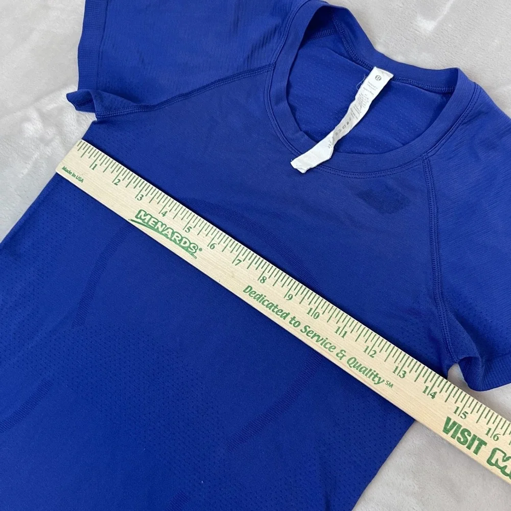 Lululemon Swiftly Tech Short Sleeve 2.0 Womens Size 4 Blue Psychic Athletic READ - Picture 5 of 9